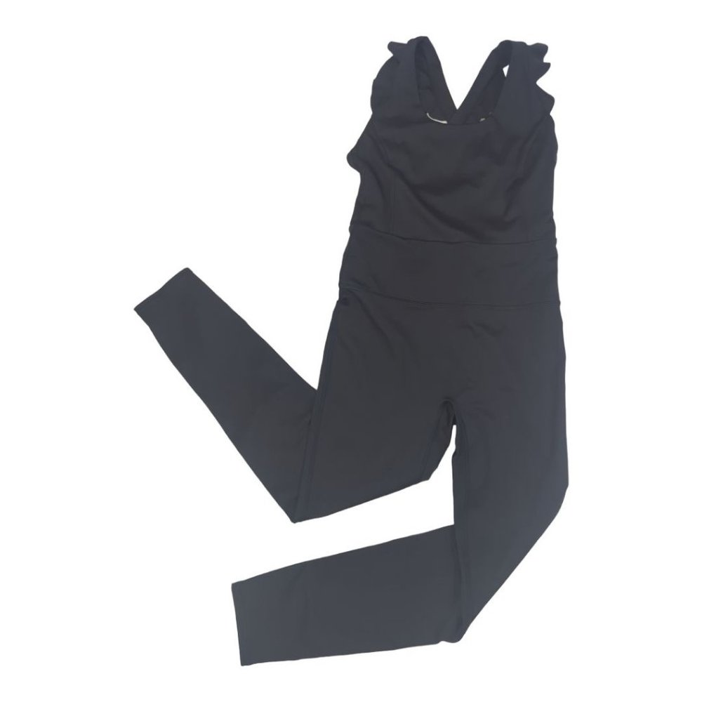 Wavvy Black Long Criss-cross Back with Ruffles Bodysuit Size Small‎